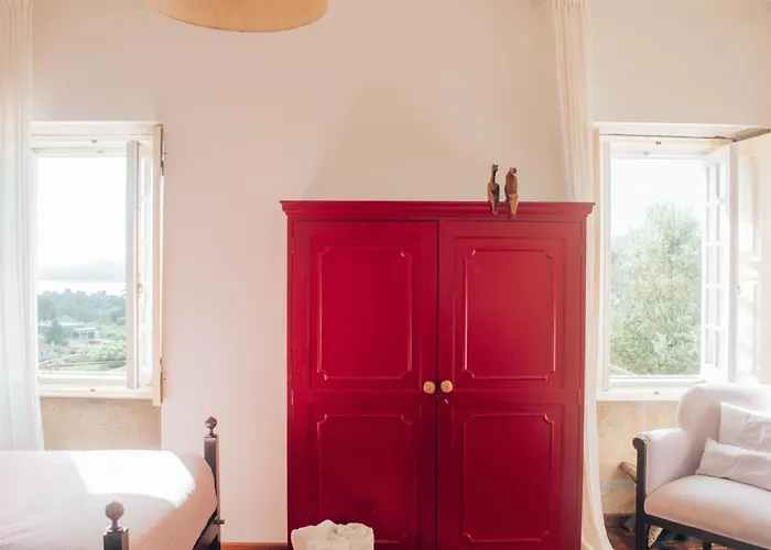 A Quinta Lanhelas River View Villa